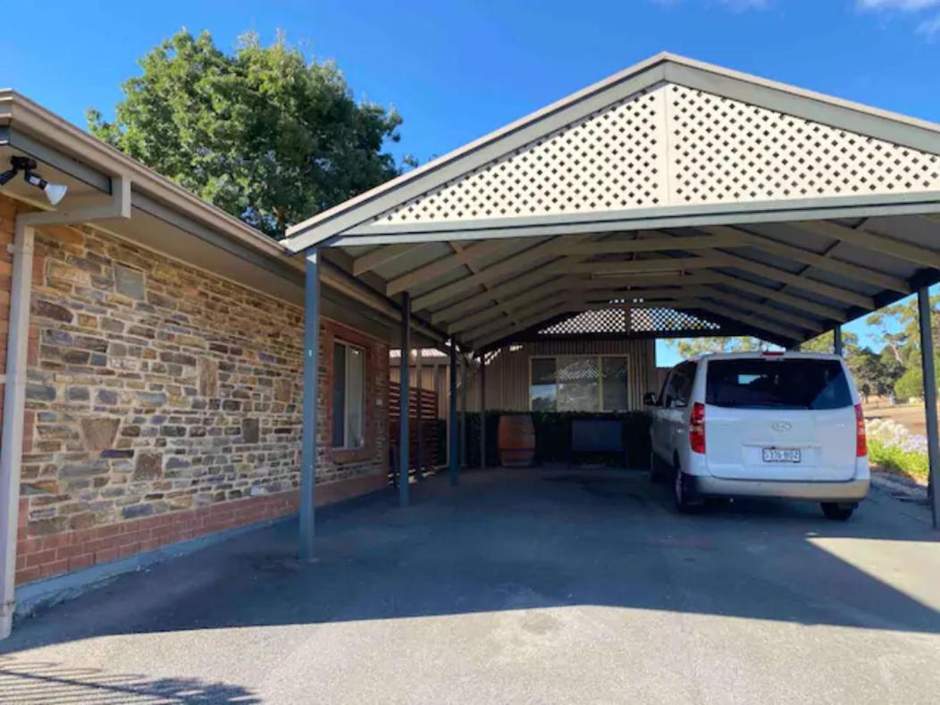 Adelaide Hills Escape Hotel Woodside ภายนอก รูปภาพ