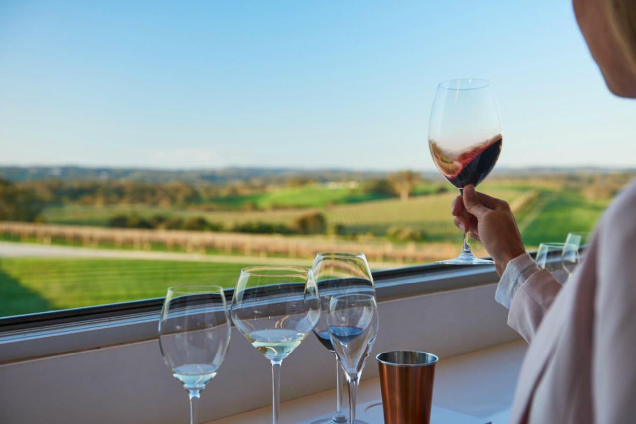 Adelaide Hills Escape Hotel Woodside ภายนอก รูปภาพ